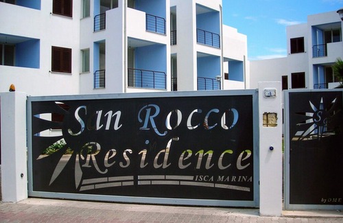 Isca Marina Apartment | Beautiful large coastal apartment on Ionian Sea 1