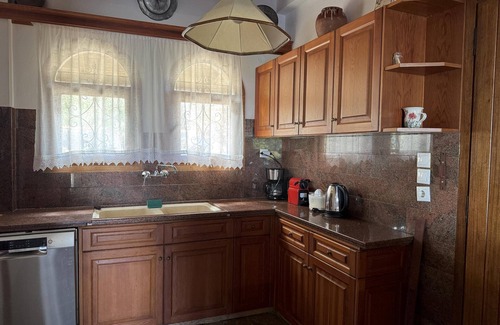 Aipeia House | Beautiful located holiday house above the beach, wifi | Messenia, Peloponnese