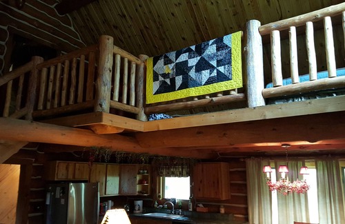 Custer Cabin | Beautiful Log Cabin on Secluded 14 Acres