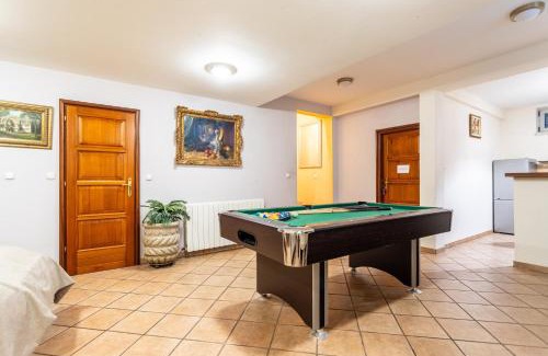 Bacvice Villa | Beautiful luxury house w sea view & outside space