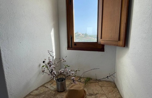 Monte Raposo House | Beautiful mill and views, in the hinterland of the Algarve coast line.