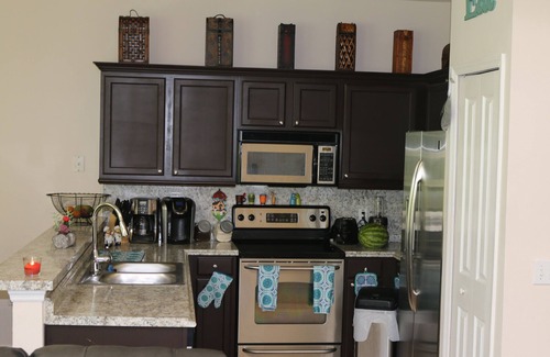 Windwood Bay House | Beautiful modern 3 bed/2.5 bath townhome