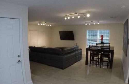 Del Rio House | Beautiful new farm home