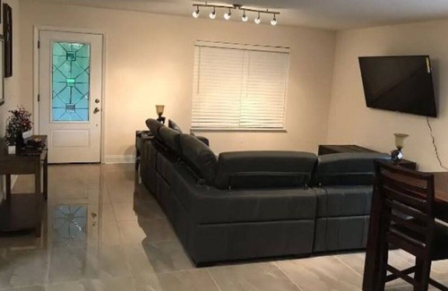 Del Rio House | Beautiful new farm home