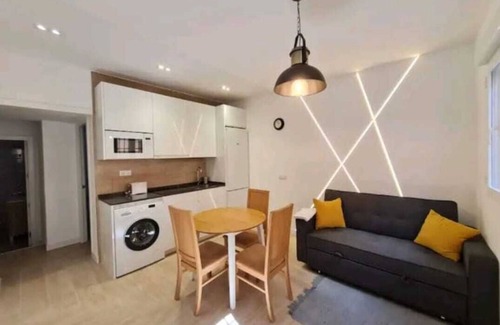 Vista Alegre Apartment | Beautiful newly refurbished flat