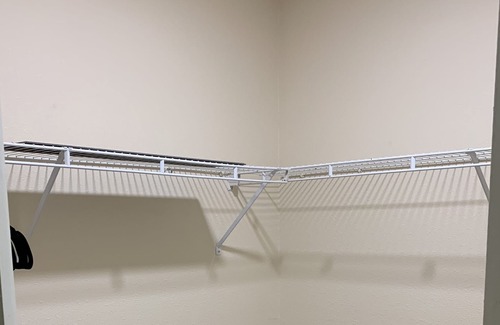 Westside House | Beautiful newly updated 4 bedroom home