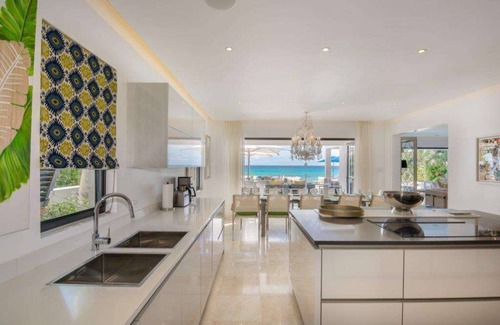 Fitts Village Villa | Beautiful Nirvana Luxury villa