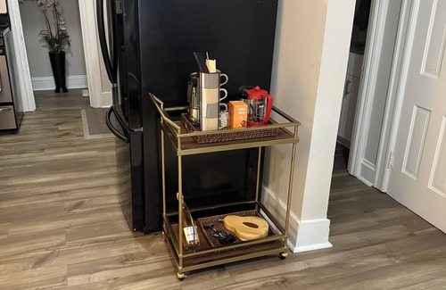 Norfolk Apartment | Beautiful Norfolk Studio Apartment - Prime Location Near Hospitals