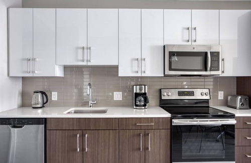 West End Apartment | Beautiful North Station 1BR w/Gym & W/D, near TD Garden, by Blueground