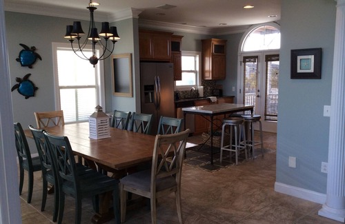 Ocean Isle Beach House | Beautiful Oceanfront home, 6 bedrooms 5 1/2 baths, Private Oceanfront Pool