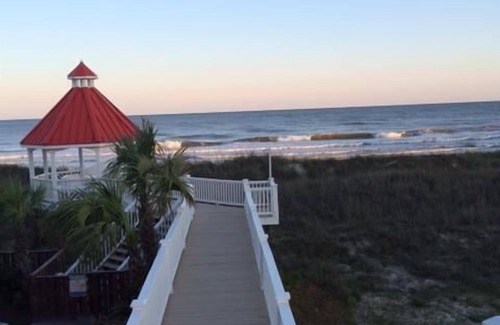 Ocean Isle Beach House | Beautiful Oceanfront home, 6 bedrooms 5 1/2 baths, Private Oceanfront Pool