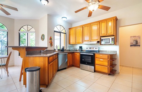 Ballena House | Beautiful ocean view home with private pool