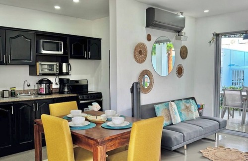 Bejuco House | Beautiful oceanfront condominium home with private pool in Puntarenas.