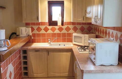 Lalbenque Villa | Beautiful private villa for 4 guests with TV, terrace and pets allowed