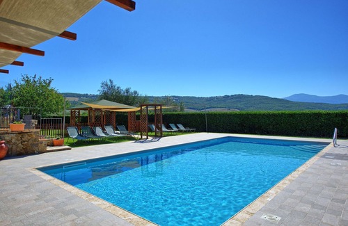 Montalcino Villa | Beautiful private villa with private pool, A/C, WIFI, TV, patio, panoramic view, close to Montalcino