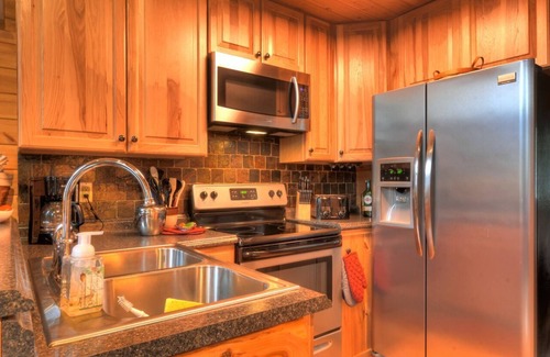 Stecoah Cabin | Beautiful, pet friendly secluded cabin with fire place and hot tub.