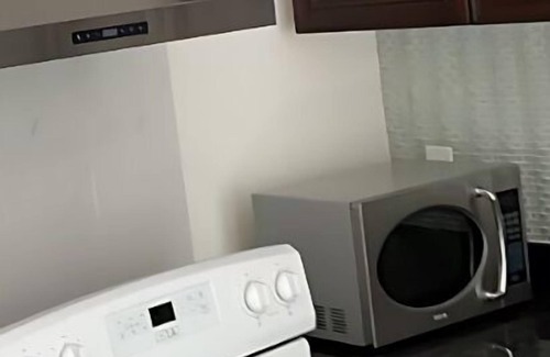 Arbutus Ridge House | Beautiful place with Kitchen, Washing Machine, Internet near UBC, beach and DT