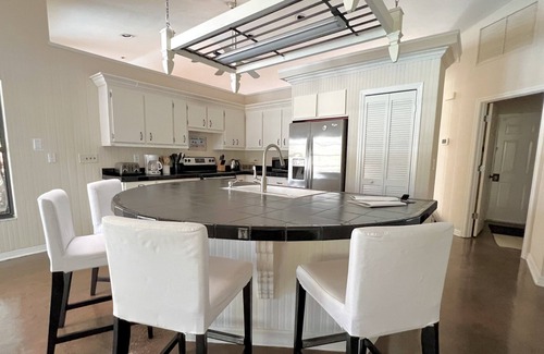 Kings Lake House | Beautiful pool-home with tropical garden in Naples, Kings Lake