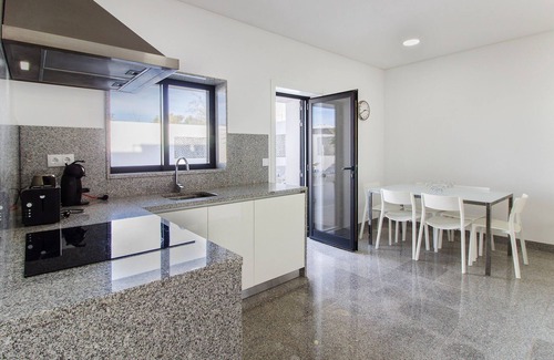 Patio Villa | Beautiful Portugese Villa | 6 Bedroooms | Villa Albufeira Grande | Private Pool.