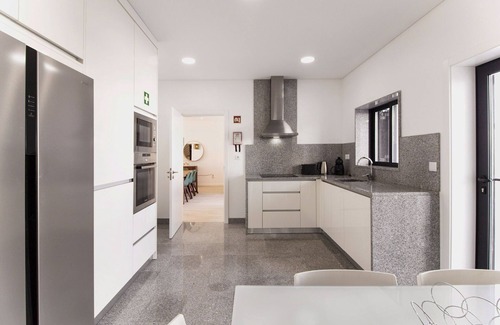 Patio Villa | Beautiful Portugese Villa | 6 Bedroooms | Villa Albufeira Grande | Private Pool.