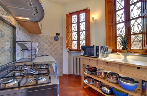 Ponte Agli Stolli Villa | Beautiful private villa with WIFI, private pool, hot tub, TV, balcony, close to Greve In Chianti