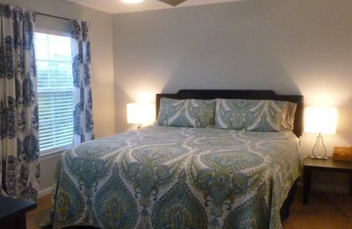 Midlothian Condo | Beautiful Private Condo