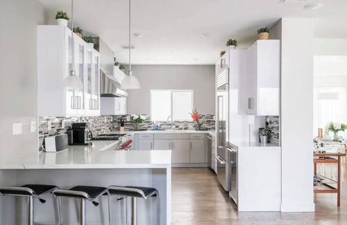 Hollywood Hills Villa | Beautiful Private Designer Home in Hollywood Hills