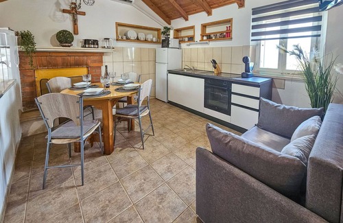 Praznica House | Beautiful private villa for 5 people with WIFI, private pool, A/C, TV, terrace and panoramic view