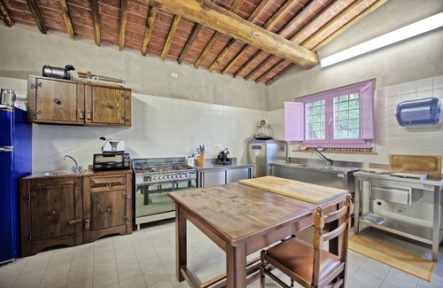 Montecarlo Villa | Beautiful private villa with private pool, A/C, WIFI, TV, patio, pets allowed and panoramic view