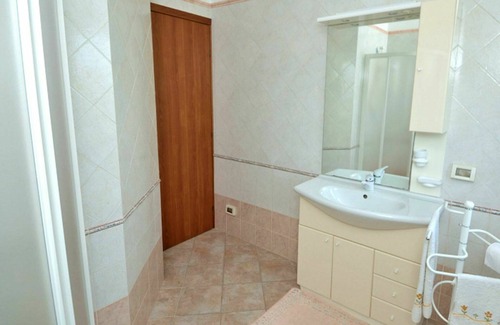 Mockarta Villa | Beautiful private villa for 7 guests with private pool, A/C, WIFI, TV, patio and parking