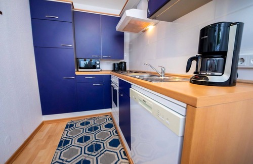 Marsberg House | Beautiful private villa for 4 guests with WIFI, TV, terrace and pets allowed
