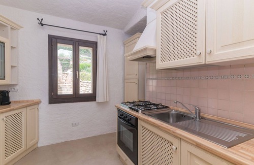 Porto Cervo Villa | Beautiful private villa for 9 guests with private pool, WIFI, A/C, TV and patio