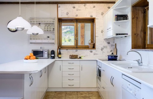 Elorrio House | Beautiful private villa for 6 guests with WIFI, TV, patio, panoramic view and parking