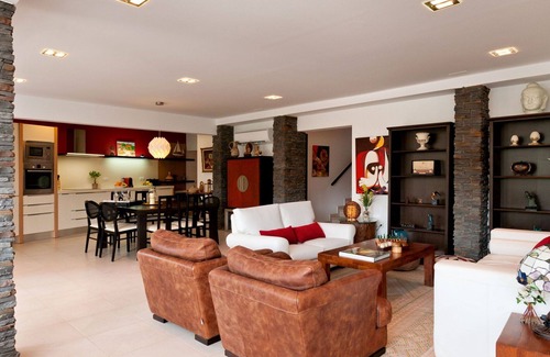 Ingenio Villa | Beautiful private villa for 12 people with private pool, WIFI, A/C, TV and patio