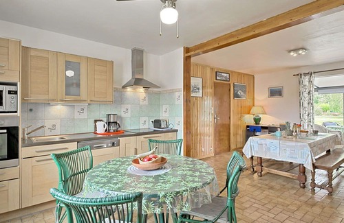 Kerbors House | Beautiful private villa for 4 people with WIFI, TV, terrace, pets allowed and parking