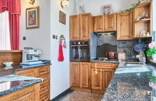 Melnica House | Beautiful private villa for 10 people with WIFI, private pool, A/C, TV and terrace