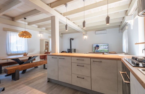 Senj House | Beautiful private villa for 6 people with A/C, hot tub, WIFI, private pool, TV and terrace