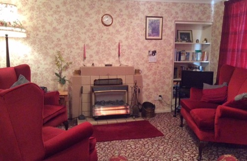 Murthly House | Beautiful private villa for 6 guests with TV