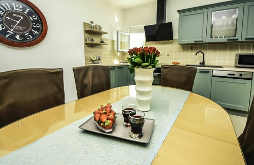 Visocane House | Beautiful private villa for 6 people with private pool, A/C, WIFI, TV and terrace
