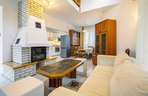 Fonyod House | Beautiful private villa for 6 people with A/C, WIFI, TV, terrace and pets allowed