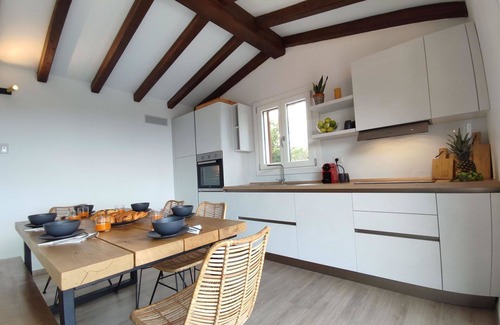 Tiriddo Villa | Beautiful private villa for 6 people with WIFI, A/C, TV and terrace