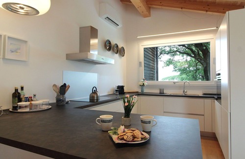 Teolo Villa | Beautiful private villa for 8 guests with private pool, WIFI, hot tub, A/C and patio, close to P.