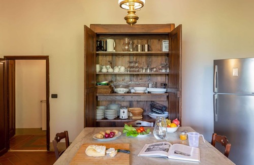 Vicchio Villa | Beautiful private villa for 20 guests with WIFI, private pool, sauna, TV, patio and panoramic view