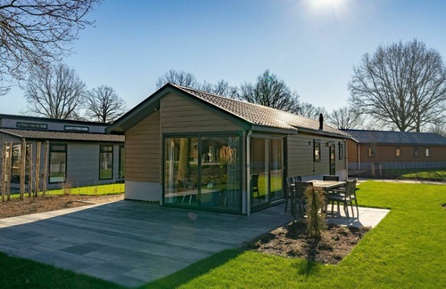 Biddinghuizen House | Beautiful private villa for 4 people with pool, WIFI, TV and terrace