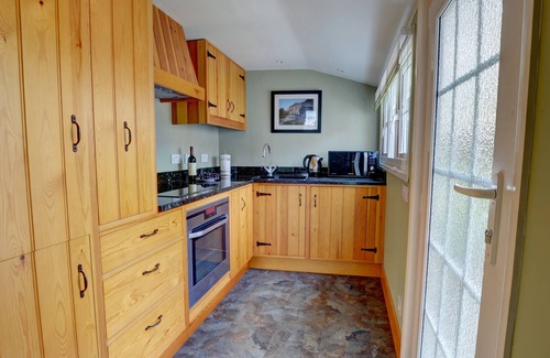 Tenterden Cottage | Beautiful Quiet Character Cottage in the centre of Tenterden - Sleeps 4