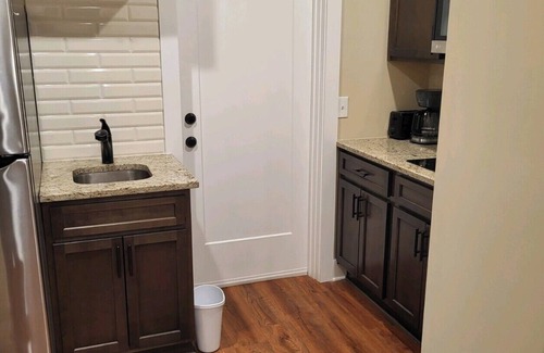 East Nashville Apartment | Beautiful, quiet one bedroom apartment in East Nashville!