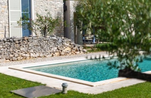 Sveti Petar u Sumi Villa | Beautiful restored farmhouse with private pool and gardens