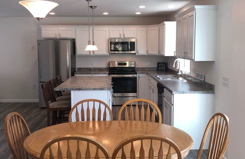 Narragansett Pier House | Beautiful, recently built 6BR/4BA Home in Narragansett Pier!