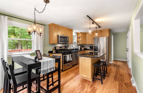 Nashua House | Beautiful & Relaxing Nashua Home - Minutes from Downtown