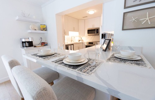 Lake Ida Shores House | Beautiful Remodeled Pool Home in the Heart of Downtown Delray Beach!